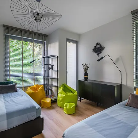 Amber Glow By - 3 Bedrooms, Parking Apartmán