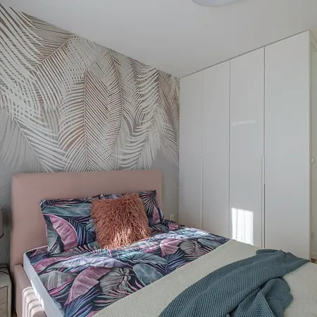 Apartmán Amber Glow By - 3 Bedrooms, Parking *