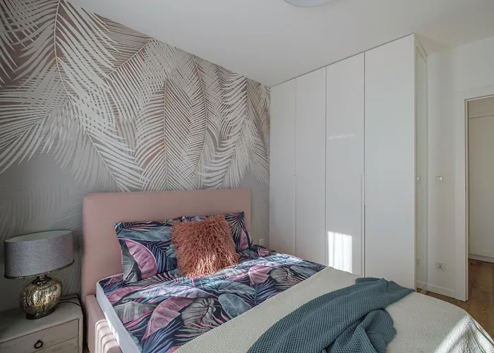 Apartman Amber Glow By - 3 Bedrooms, Parking *